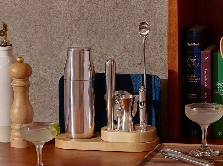 Complete Bar Set - 9-Piece Set With Complimentary Storage - US 7302